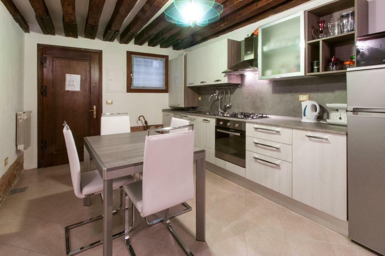 Appartamenti Ca'Giustinian Venice Exterior photo