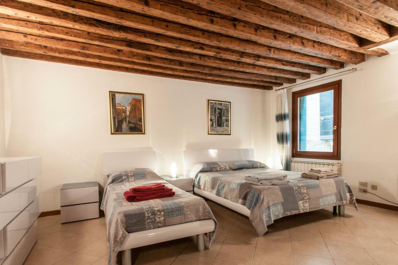 Appartamenti Ca'Giustinian Venice Exterior photo